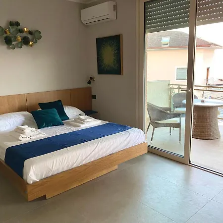 Frontemare Bed & Breakfast Formia Exterior photo